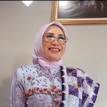 Nomor Telepon Seluler (Ponsel) Ketua DPRD Kota Metro diretas alias dibajak